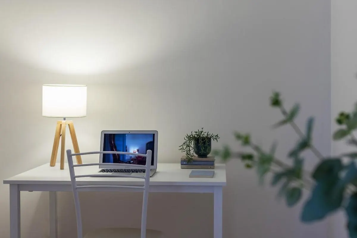 Ve Apartment By My Temporary Home Katanya İtalya